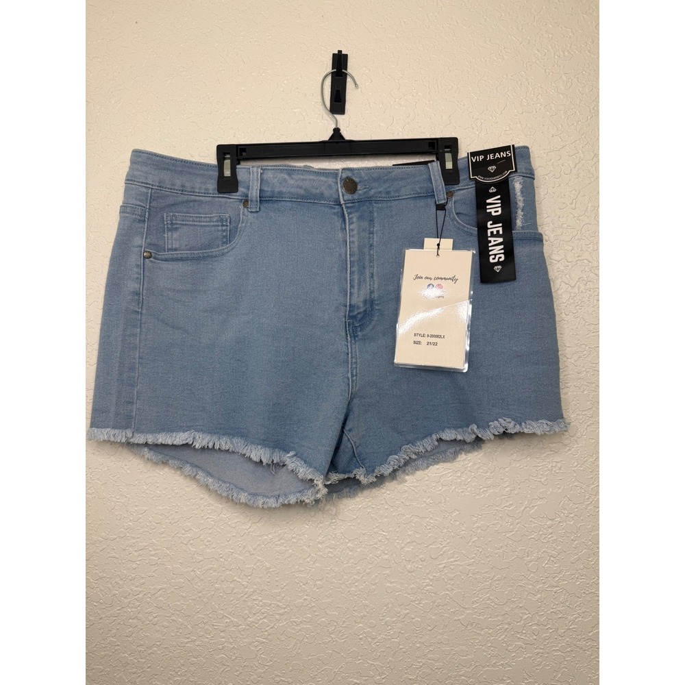 VIP Jeans Womens Light Wash Distressed Frayed Hem Denim Shorts Plus Size 21/22